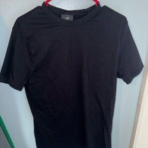 H&M Men’s Large slim fit Black T-Shirt